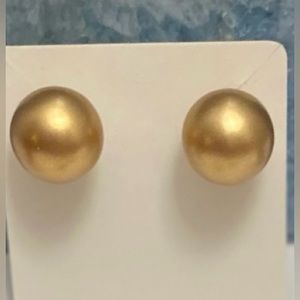 NEW 4 Double-sided Gold, Matte Gold, Black, & Red faux pearl earrings (4 pairs)